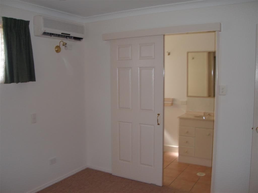 8 Elkington Avenue, BARGARA QLD 4670, Bargara - Thumbnail 3
