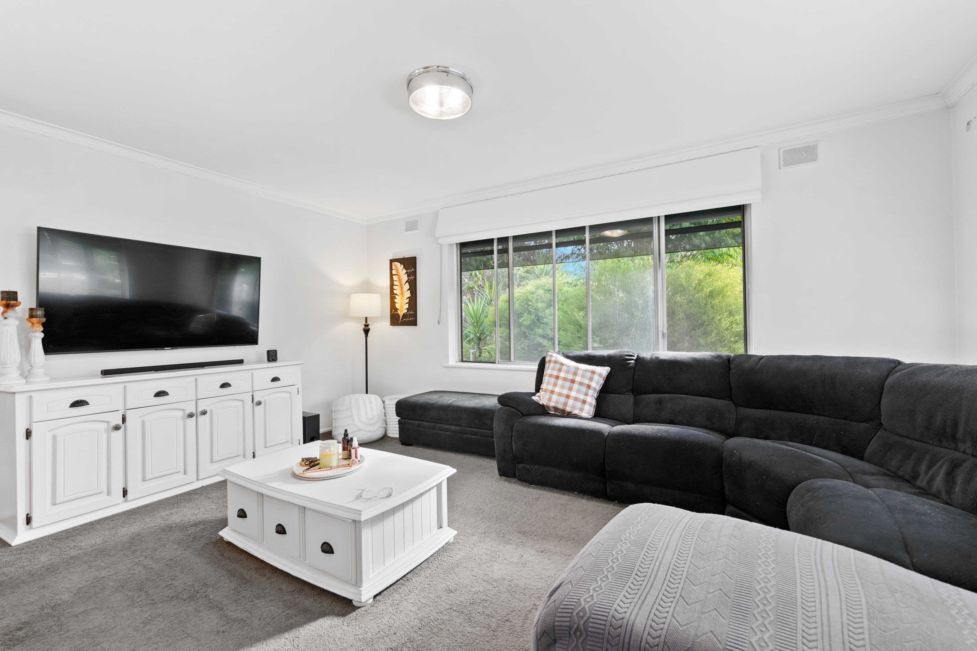 49 Flockhart Avenue, Valley View SA 5093, Valley View - Thumbnail 2