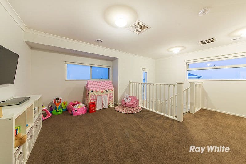 4 Mossey Crescent, Cranbourne East VIC 3977, Cranbourne East - Thumbnail 7