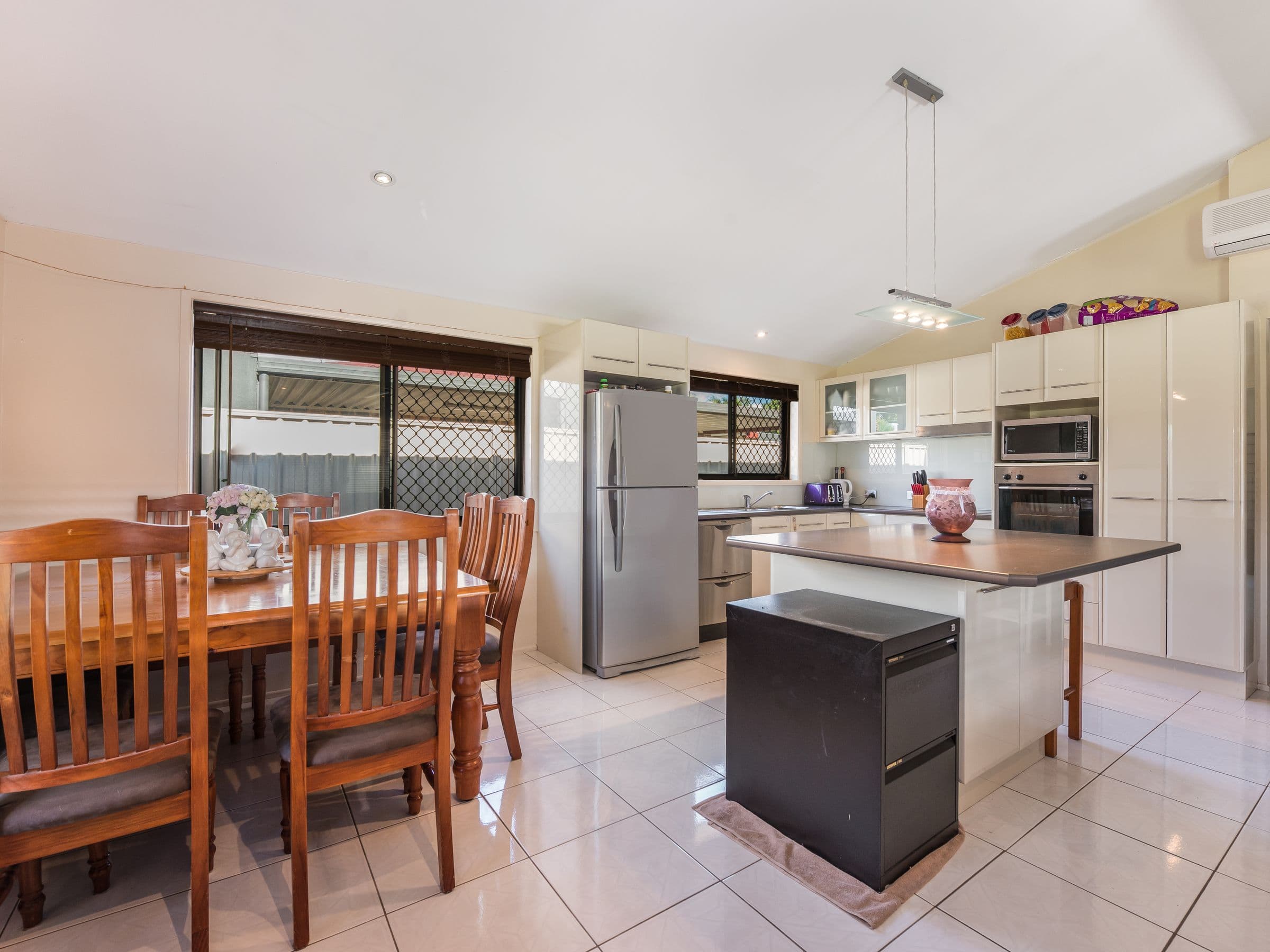 49 Passerine Drive, Rochedale South QLD 4123, Rochedale South - Thumbnail 3