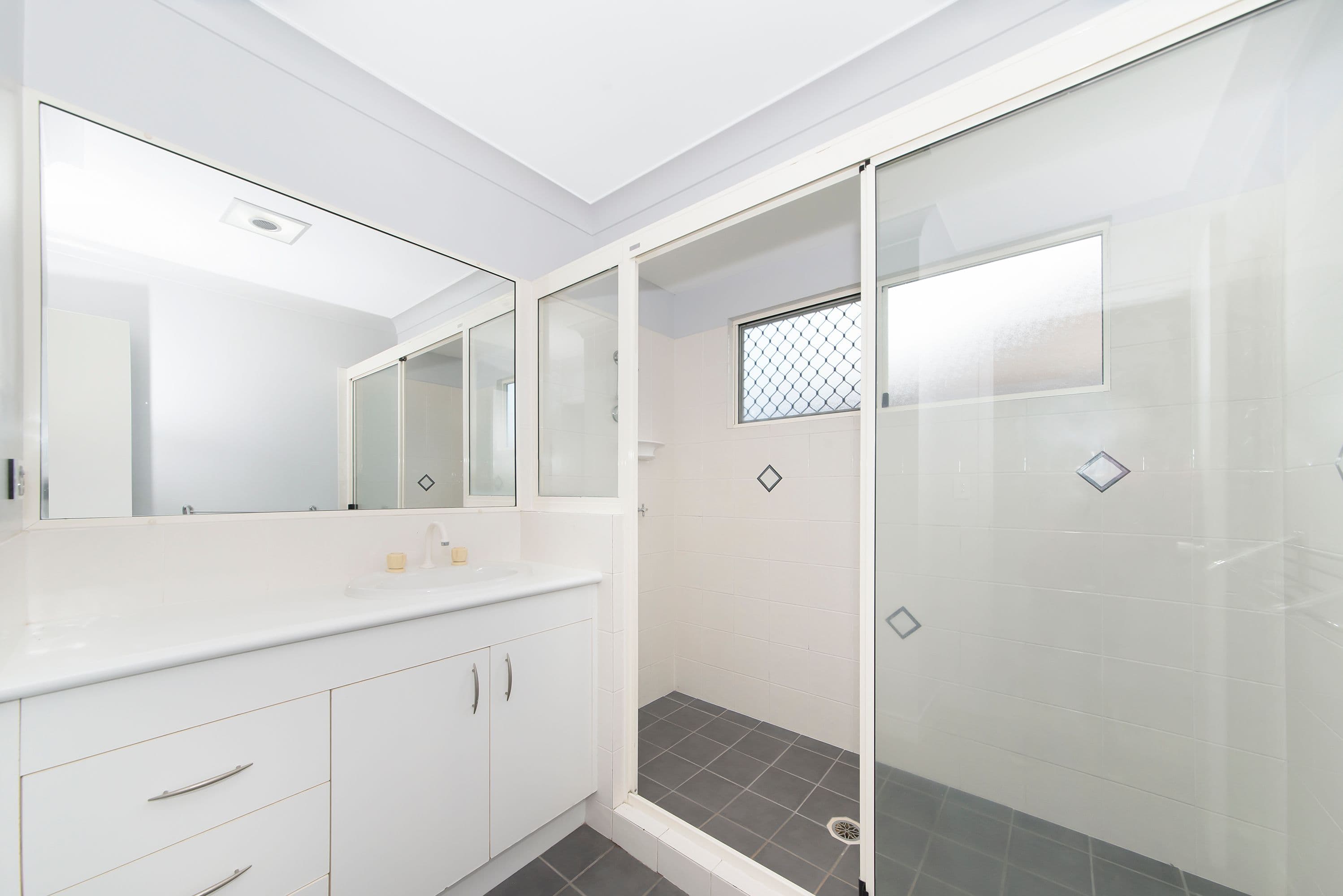 9 Nineteenth Avenue, Kirwan QLD 4817, Kirwan - Thumbnail 5