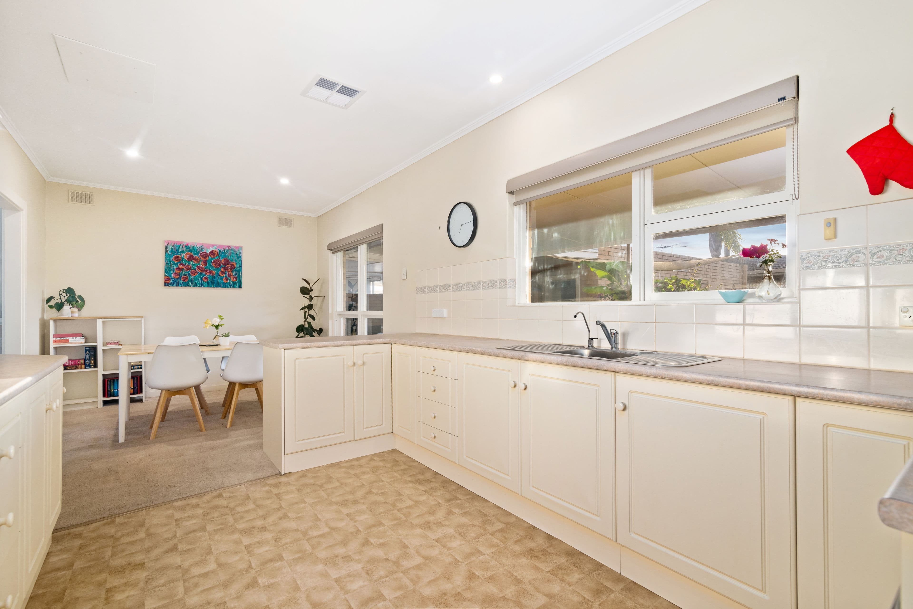 14 Bermuda Avenue, West Lakes Shore SA 5020, West Lakes Shore - Thumbnail 8