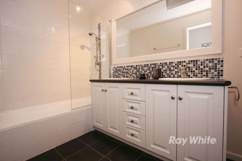 7 Mingana Road, WANTIRNA SOUTH VIC 3152, Wantirna South - Thumbnail 5