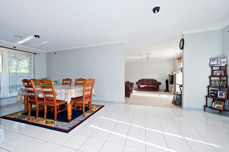 14 Creswick Court, ROXBURGH PARK VIC 3064, Roxburgh Park - Thumbnail 3