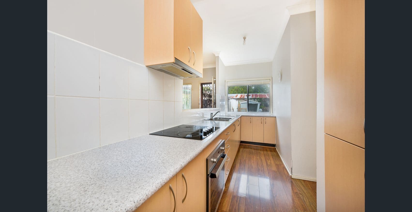 15 First Avenue, Macquarie Fields NSW 2564, Macquarie Fields - Thumbnail 7