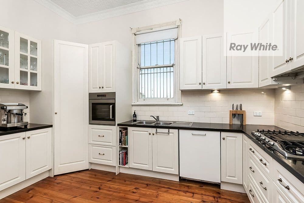 208 Moreland Road, Brunswick VIC 3056, Brunswick - Thumbnail 7