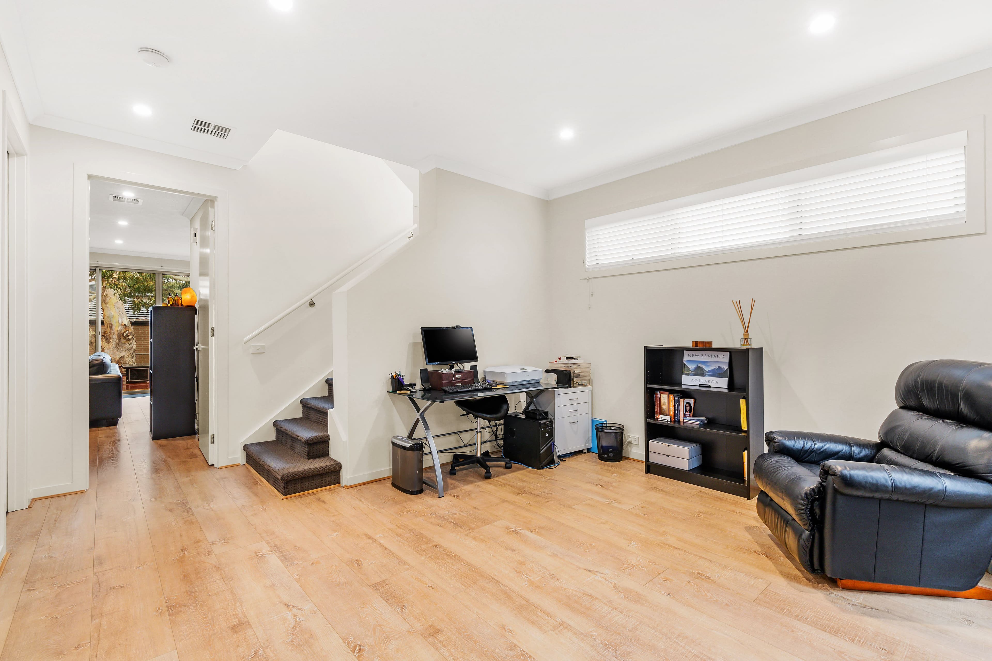 25 Baker Crescent, Heidelberg Heights VIC 3081, Heidelberg Heights - Thumbnail 4