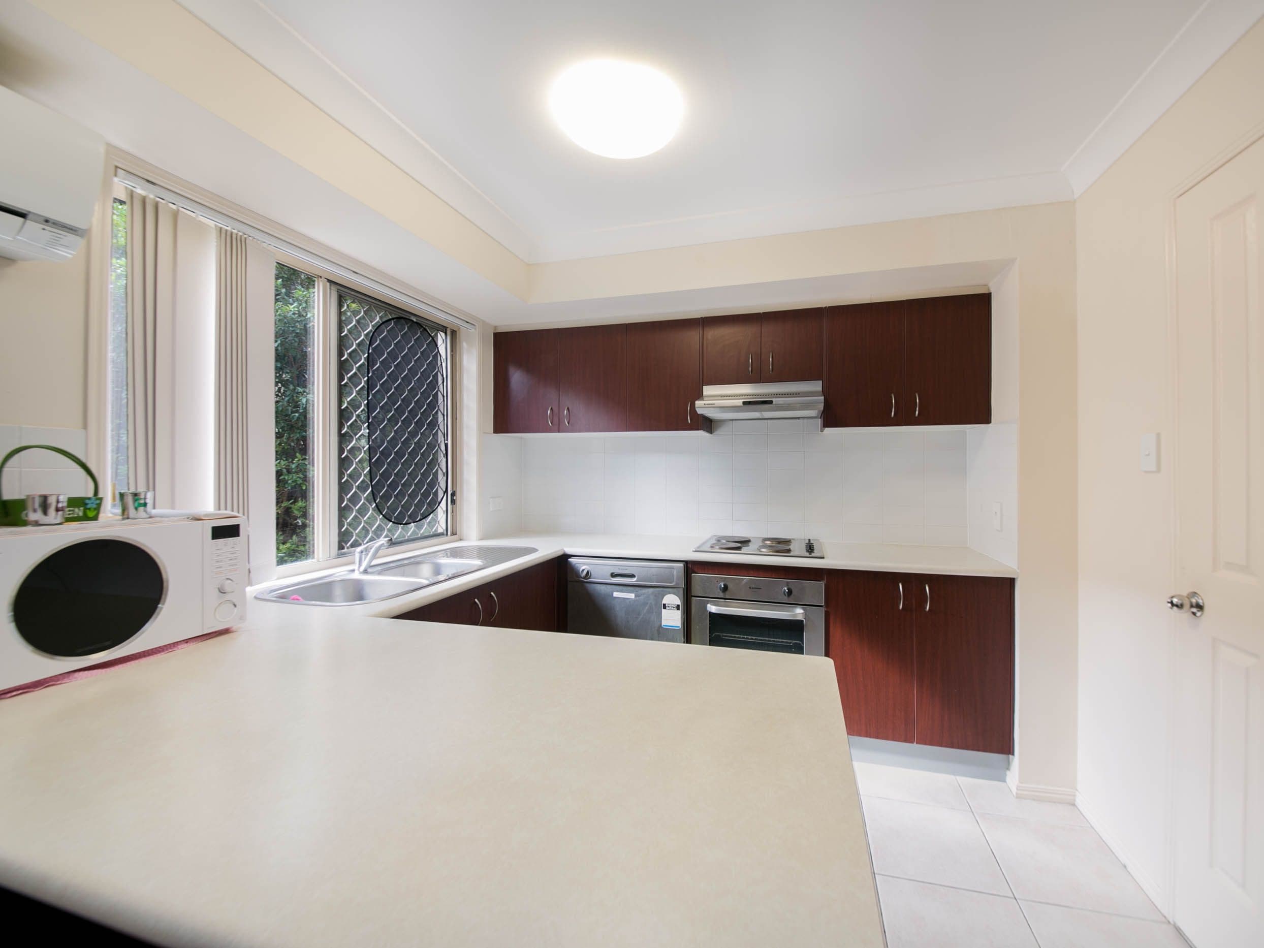 28 Coora Street, Wishart QLD 4122, Wishart - Thumbnail 3