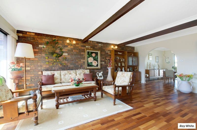 17 Doris Avenue, WOONONA NSW 2517, Woonona - Thumbnail 2