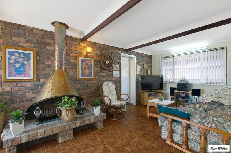 17 Doris Avenue, WOONONA NSW 2517, Woonona - Thumbnail 7