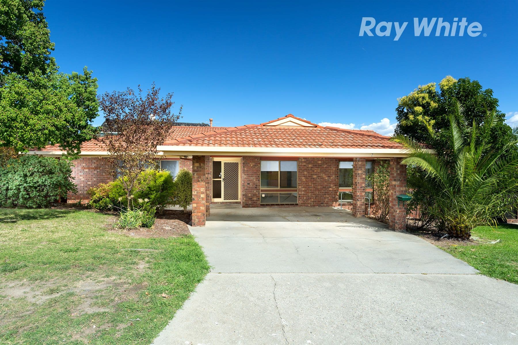 2 Mountain View Drive, Lavington - Image 1