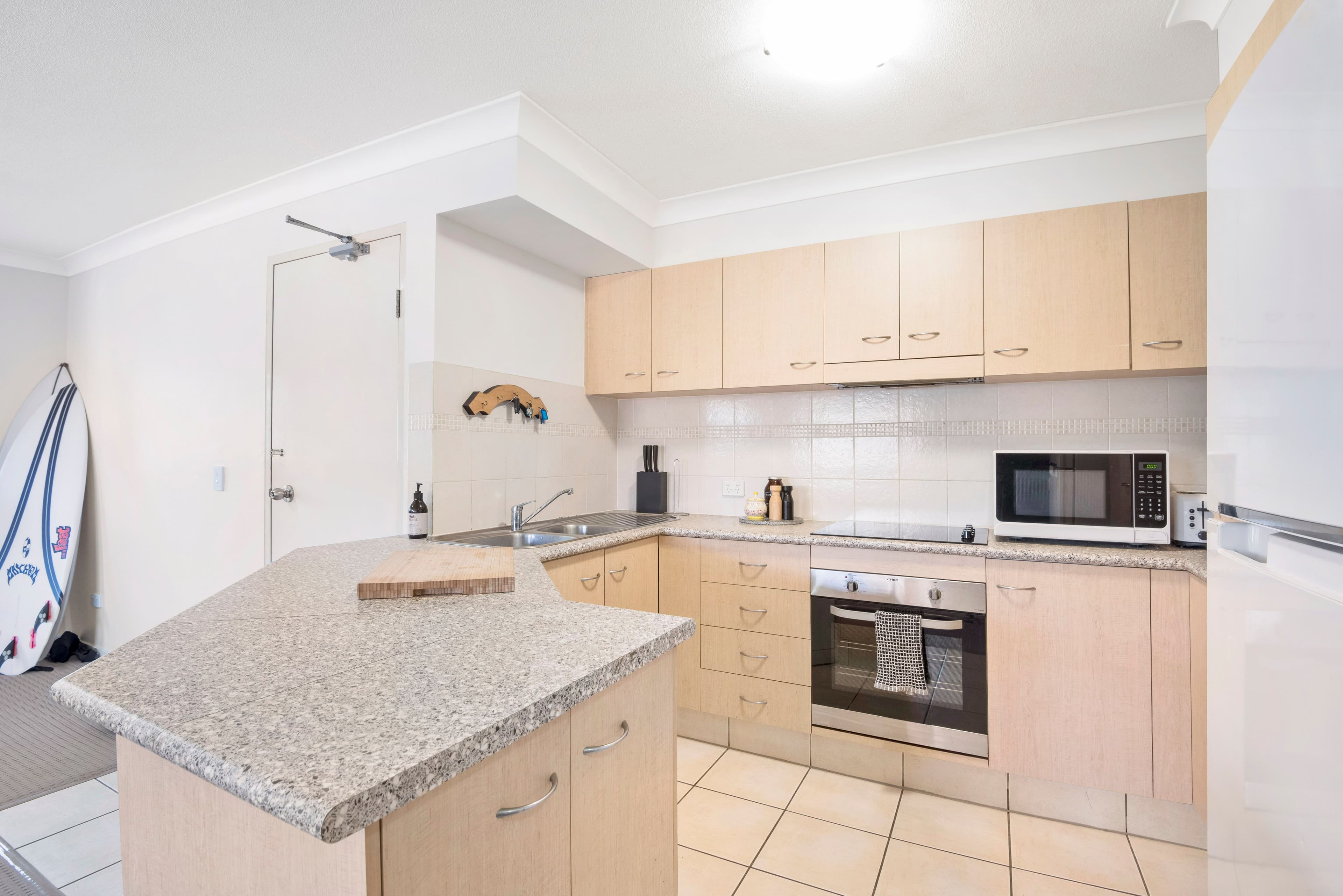 68 Dutton Street, Coolangatta QLD 4225, Coolangatta - Thumbnail 5