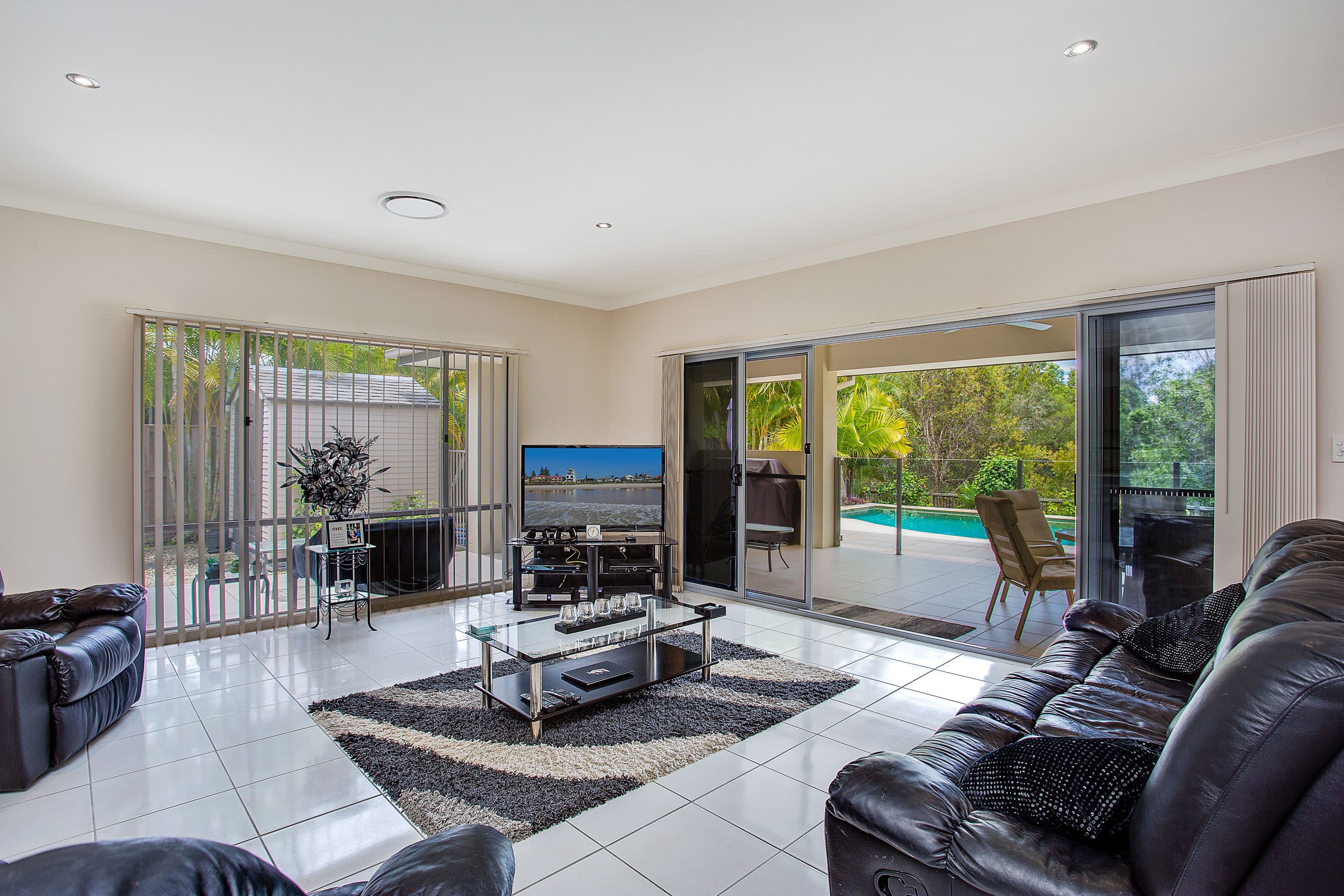 1 Skyburnett Street, Reedy Creek QLD 4227, Reedy Creek - Thumbnail 3