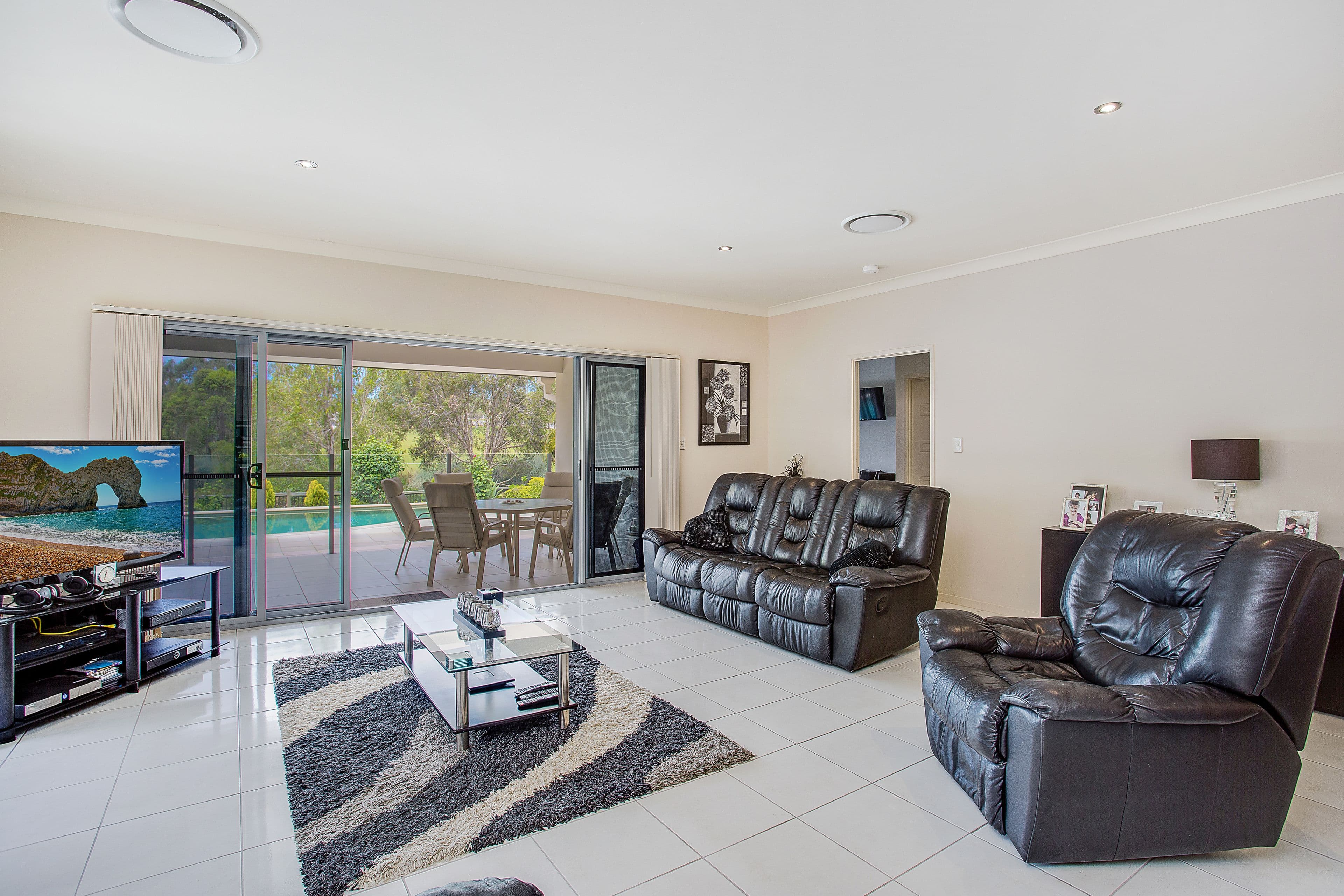 1 Skyburnett Street, Reedy Creek QLD 4227, Reedy Creek - Thumbnail 4