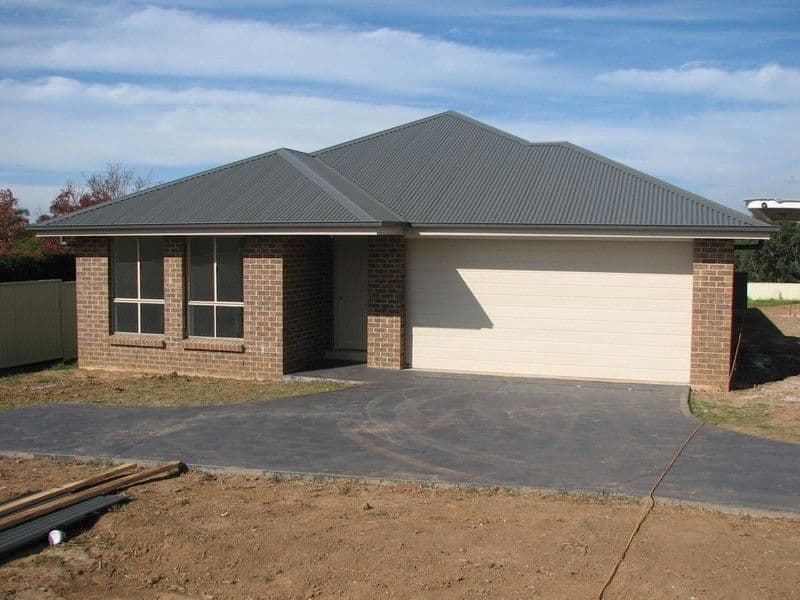 38 Moorland Road, TAHMOOR NSW 2573, Tahmoor - Image 1