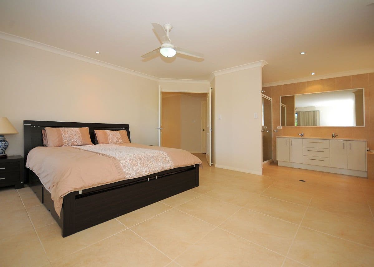 16 Noeme Street, BURRUM HEADS QLD 4659, Burrum Heads - Thumbnail 6