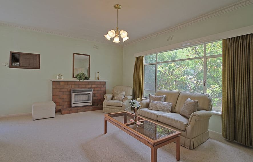 15 Ibbottson Street, WATSONIA VIC 3087, Watsonia - Thumbnail 2