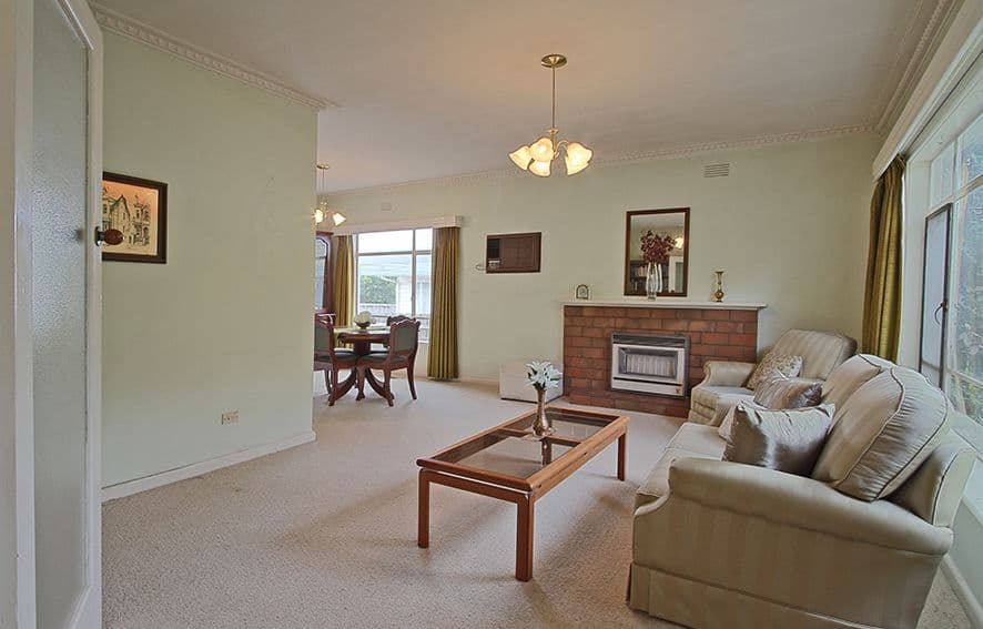15 Ibbottson Street, WATSONIA VIC 3087, Watsonia - Thumbnail 3
