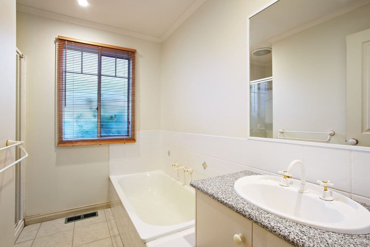 17 Batesford Road, CHADSTONE VIC 3148, Chadstone - Thumbnail 7