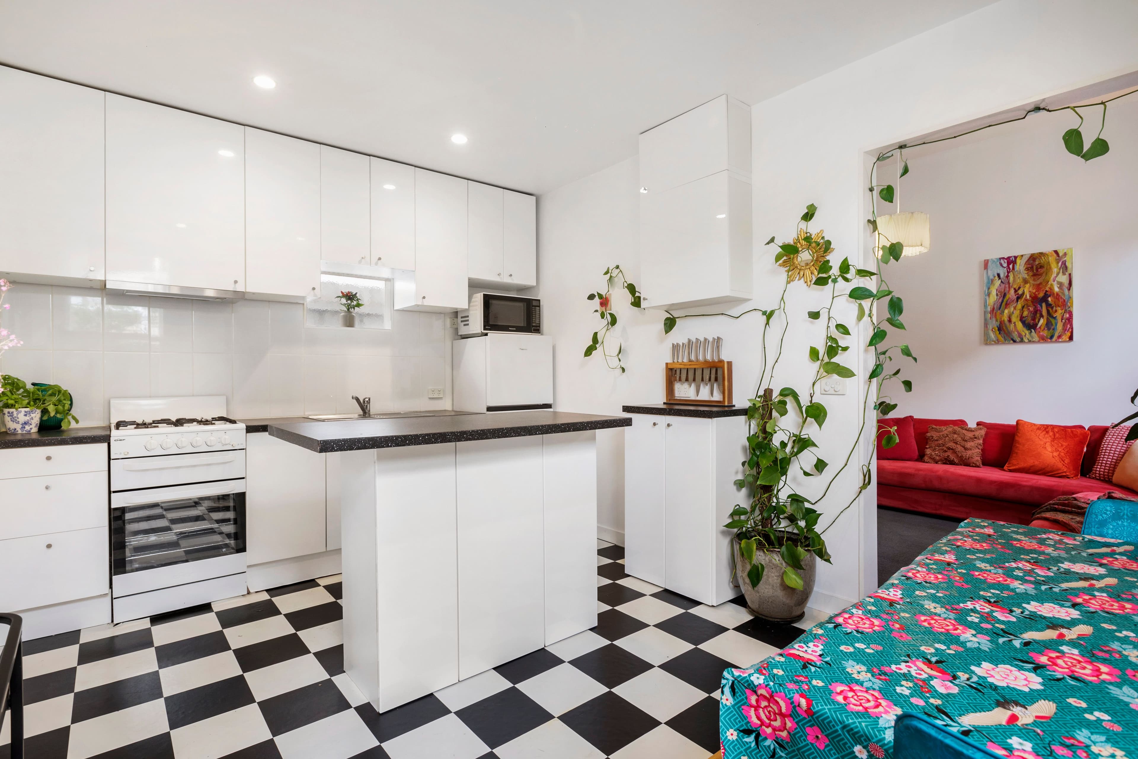 4 Leeds Street, Footscray VIC 3011, Footscray - Thumbnail 4