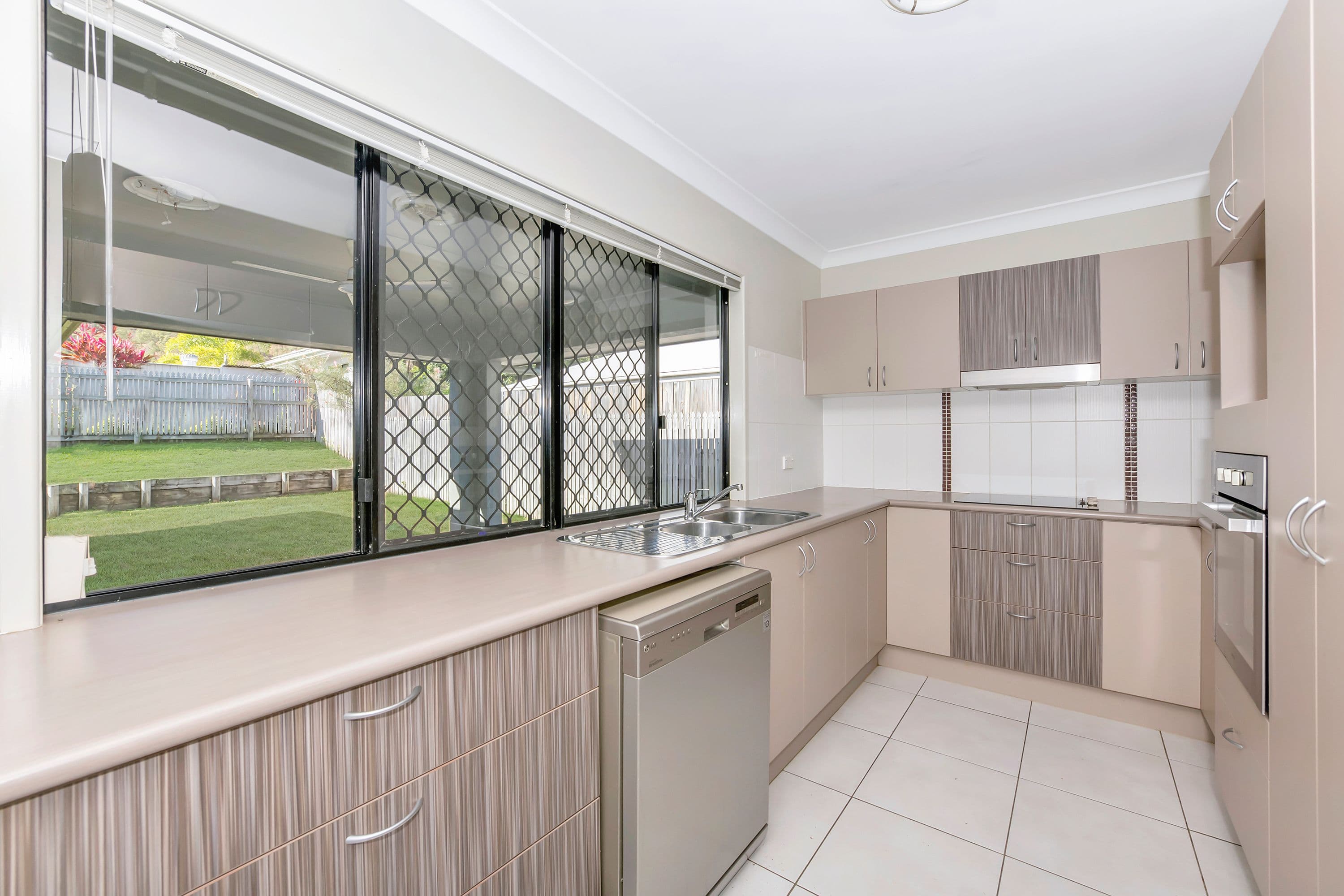9 Ulysses Drive, Mount Louisa QLD 4814, Mount Louisa - Thumbnail 4