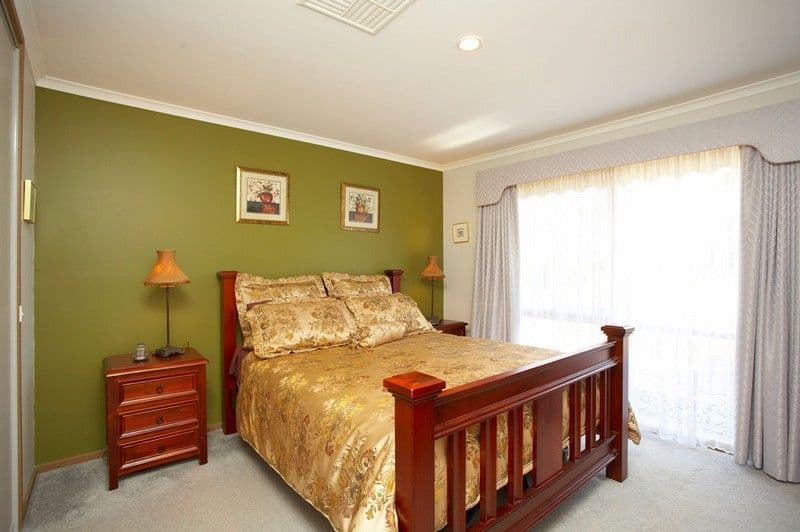 2 Silber Court, MELTON WEST VIC 3337, Melton West - Thumbnail 8
