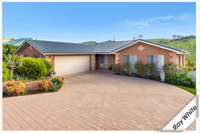 145 Waterfall Drive, Jerrabomberra - Thumbnail 2