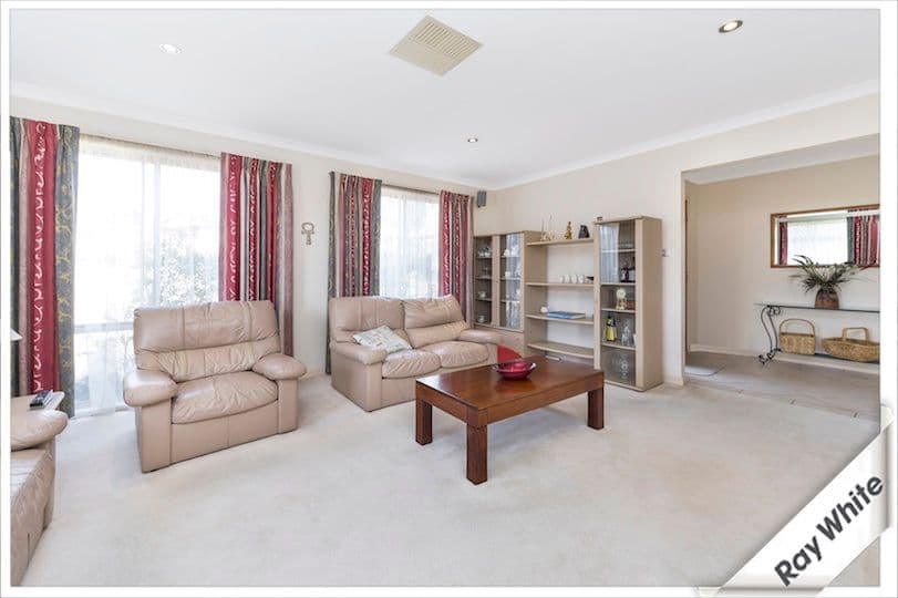 145 Waterfall Drive, Jerrabomberra - Thumbnail 4