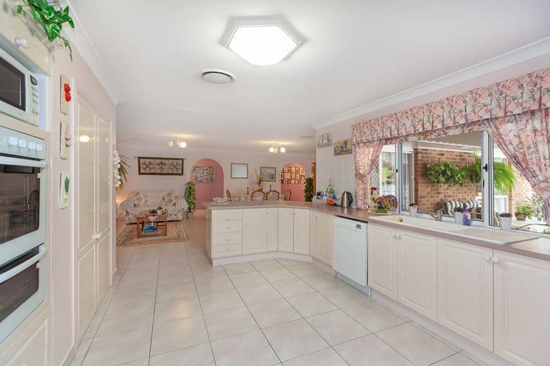 105 Passerine Drive, ROCHEDALE SOUTH QLD 4123, Rochedale South - Thumbnail 5