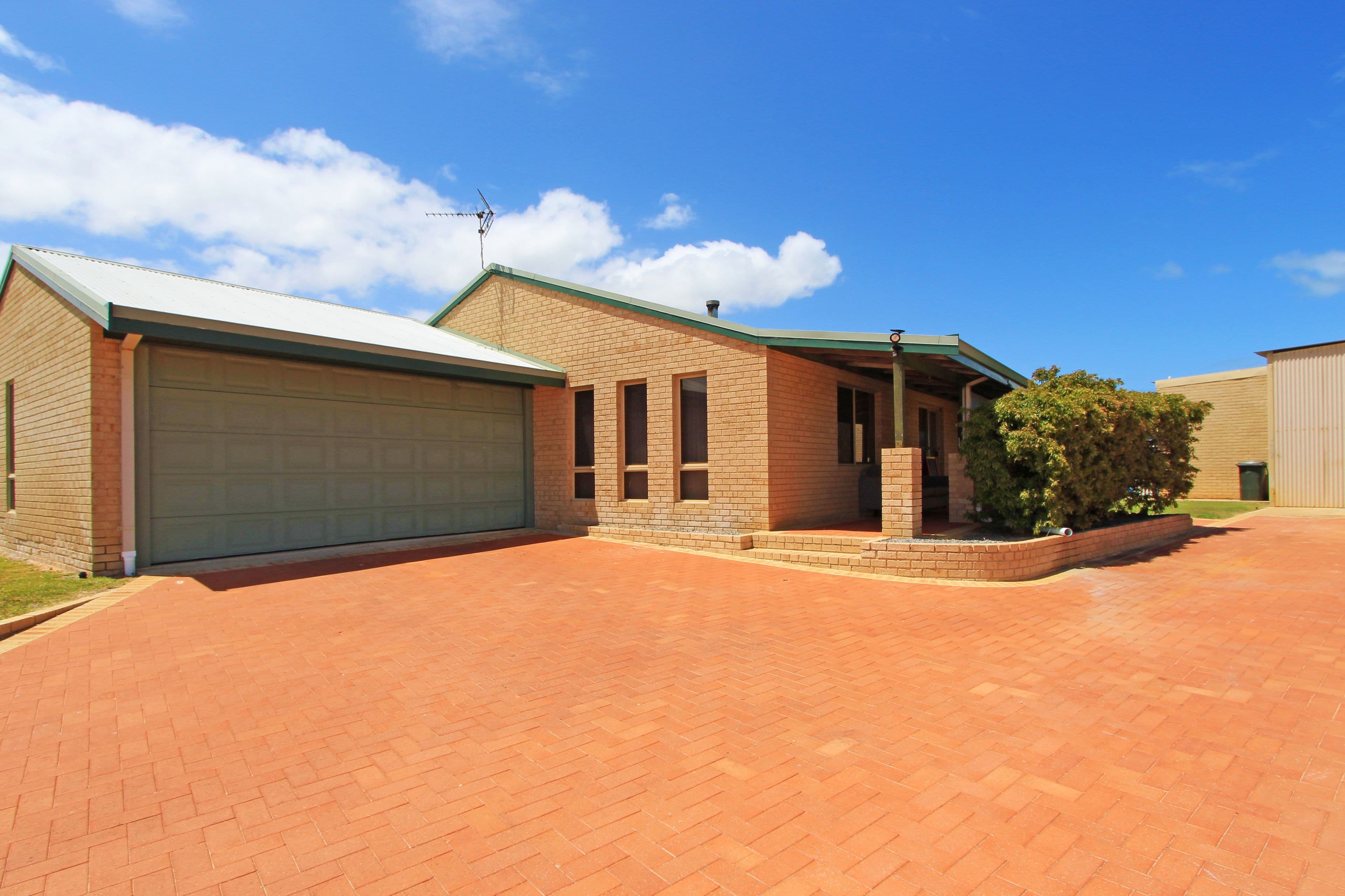 20 Shearwater Drive, Jurien Bay WA 6516, Jurien Bay - Image 1
