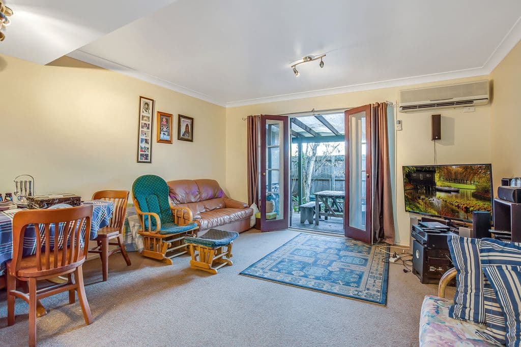 5 Galeen Drive, Burleigh Waters QLD 4220, Burleigh Waters - Thumbnail 4