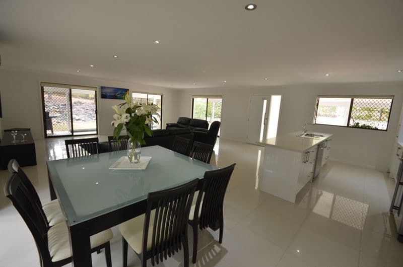42 Woodlands Way, PARKWOOD QLD 4214, Parkwood - Thumbnail 4