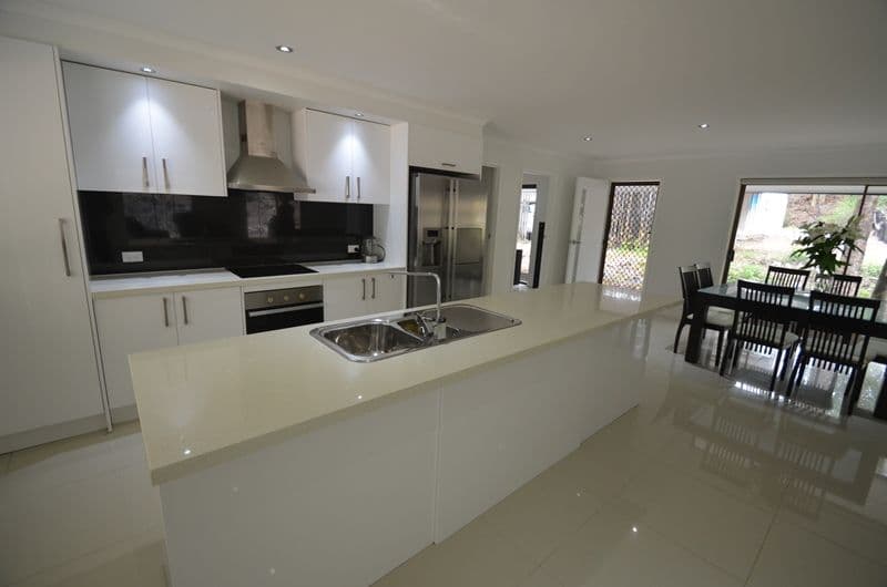 42 Woodlands Way, PARKWOOD QLD 4214, Parkwood - Thumbnail 6