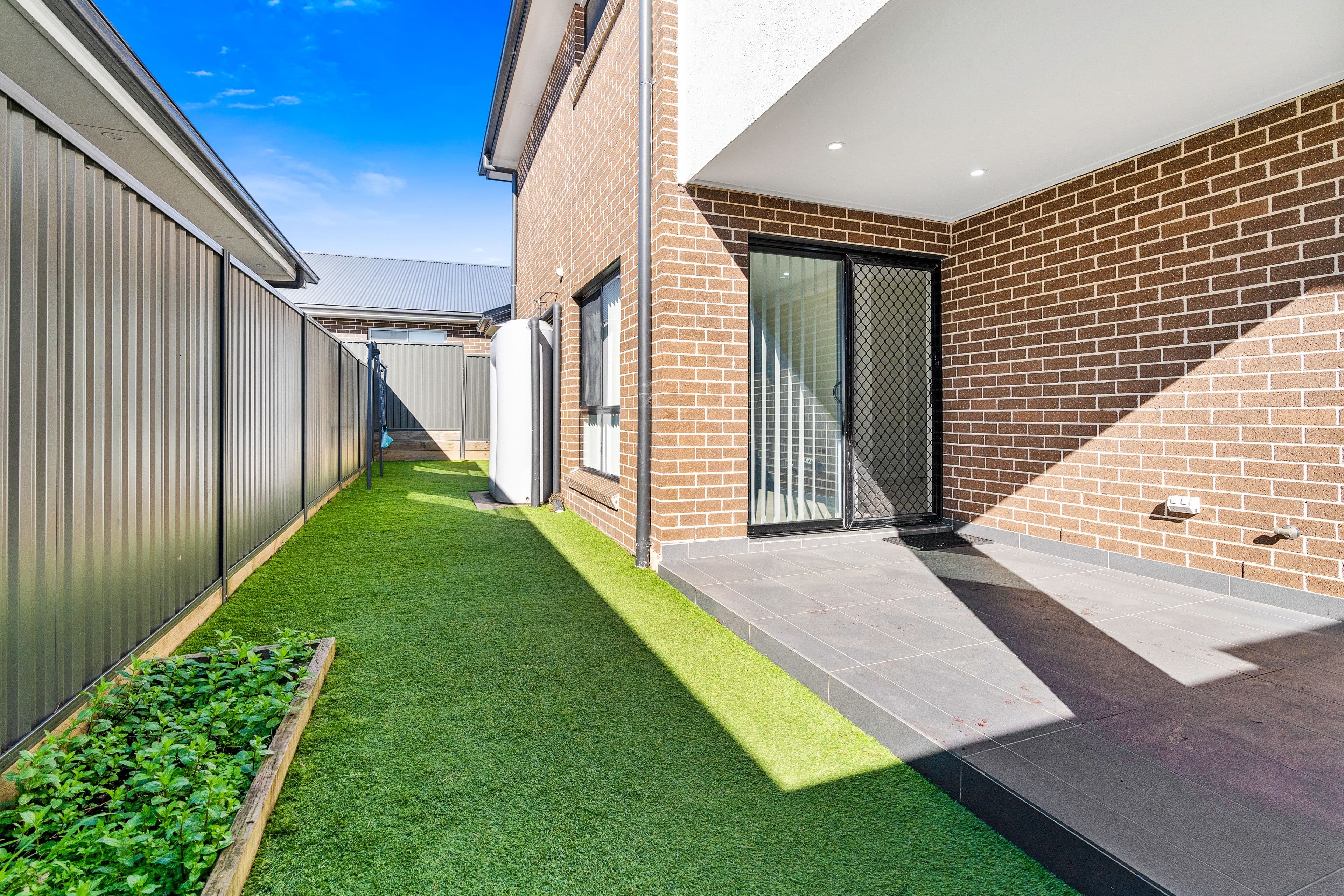 1b Warrigal Street, Gregory Hills NSW 2557, Gregory Hills - Thumbnail 8