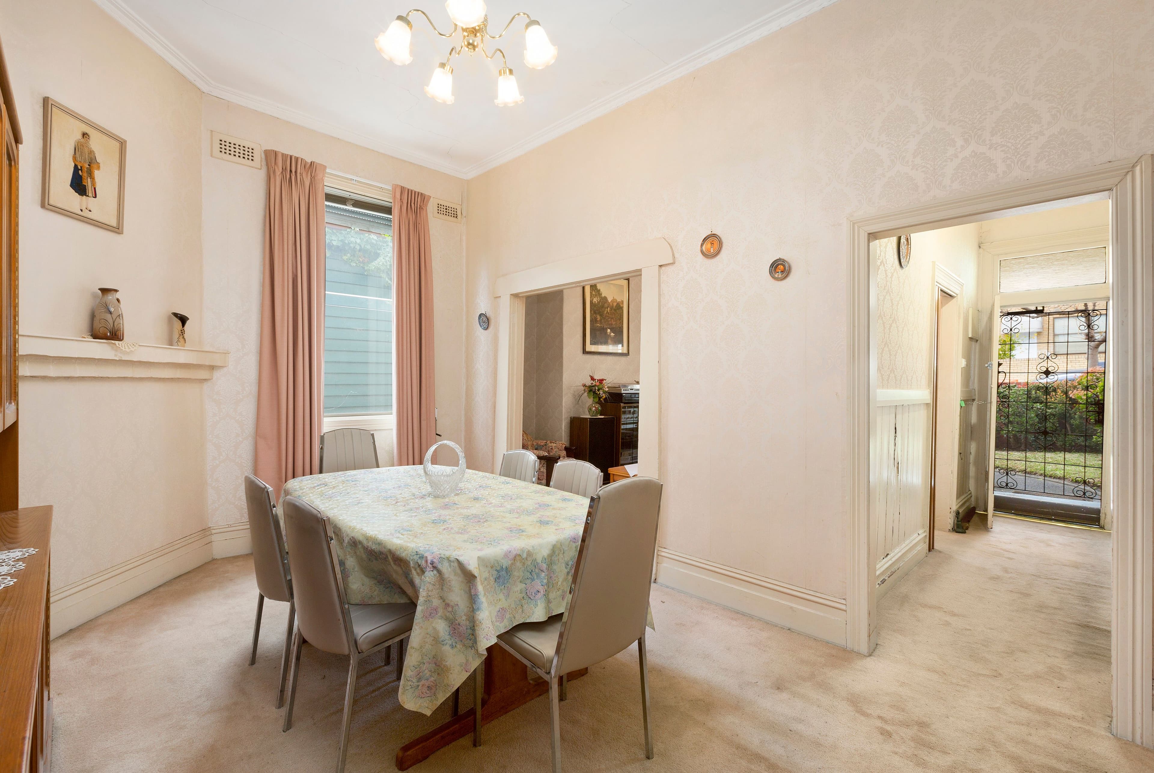 33 Mathoura Road, Toorak VIC 3142, Toorak - Thumbnail 3