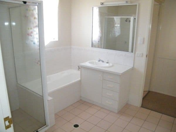  72 Wambo Street, CHINCHILLA QLD 4413, Chinchilla - Thumbnail 5