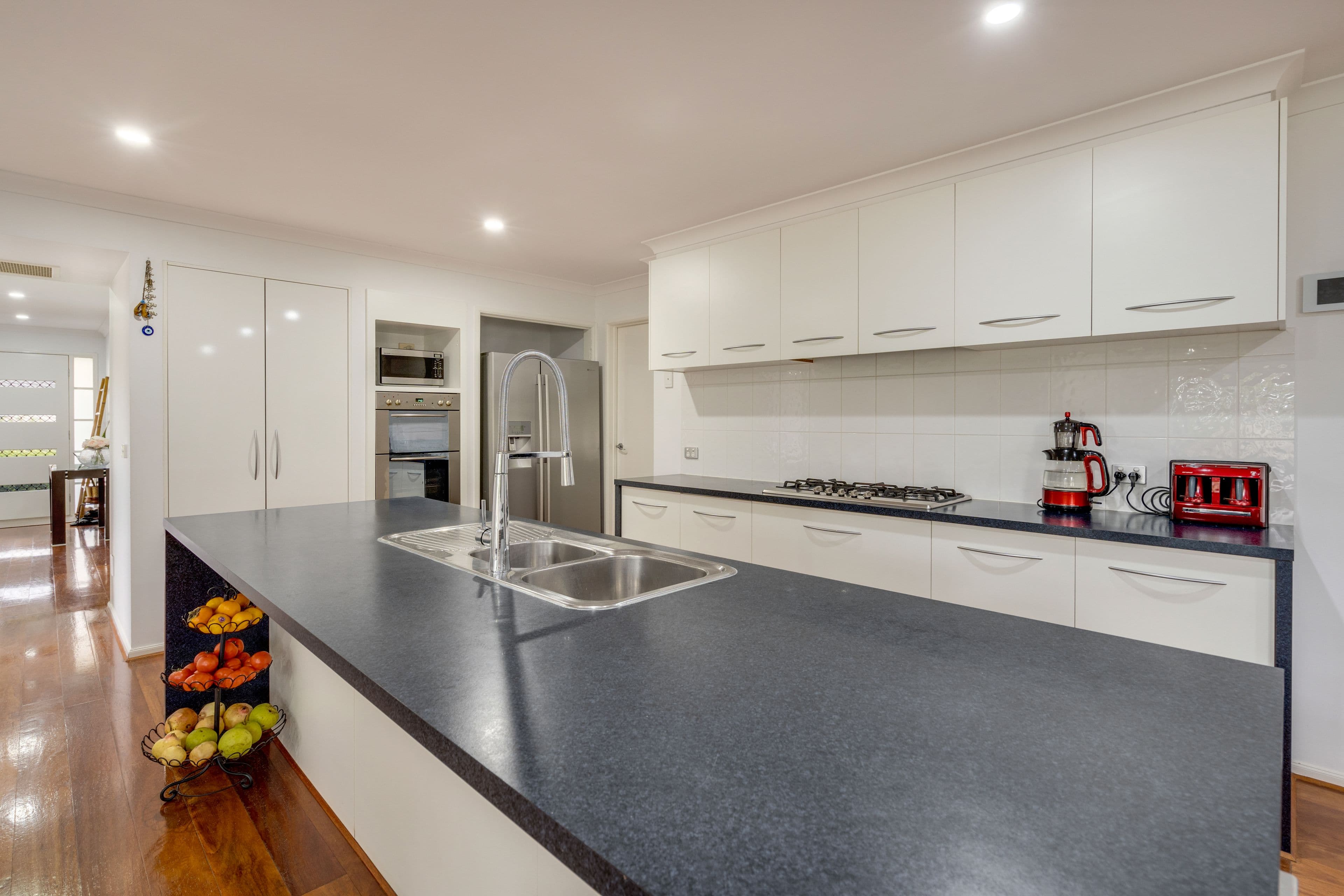 14 Brushwood Circuit, Roxburgh Park VIC 3064, Roxburgh Park - Thumbnail 5