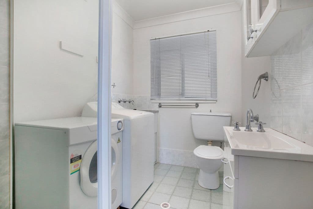 58 Robertson Street, Coniston NSW 2500, Coniston - Thumbnail 4