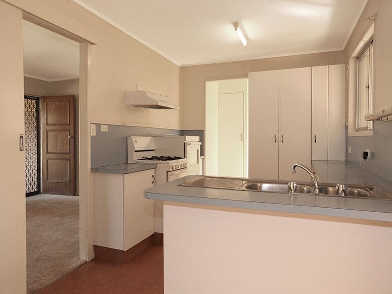 7 Bryan Street, DARLING HEIGHTS QLD 4350, Darling Heights - Thumbnail 3