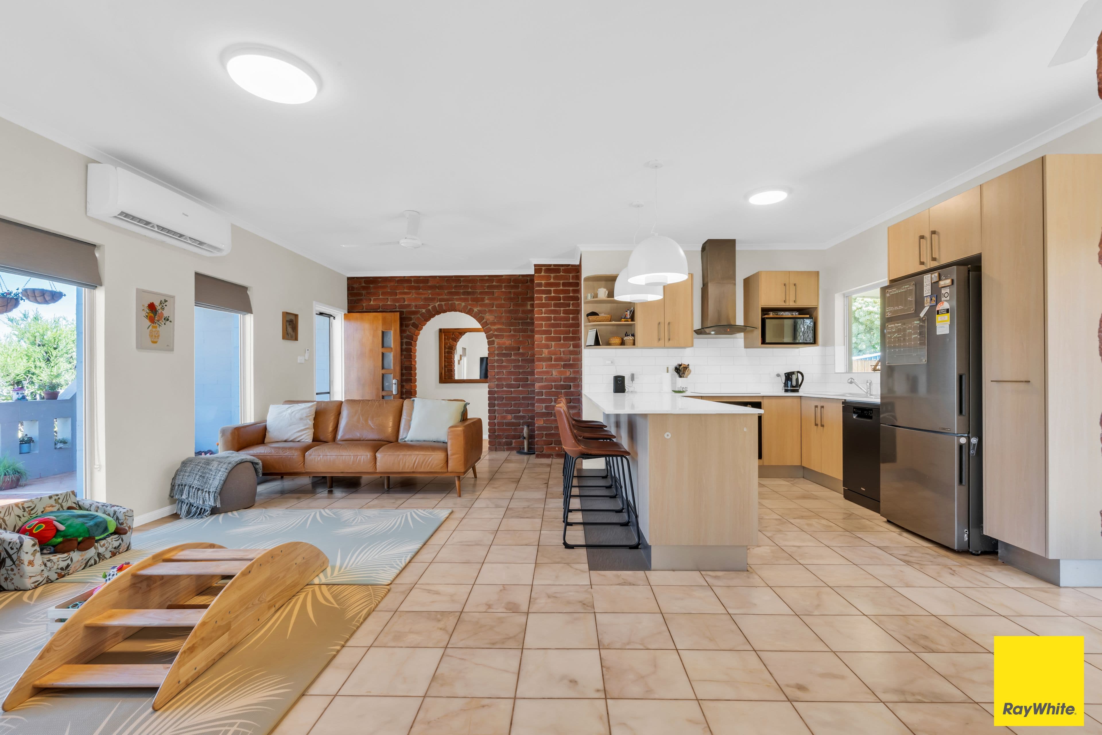 22 Miriam Street, Karalee QLD 4306, Karalee - Thumbnail 3