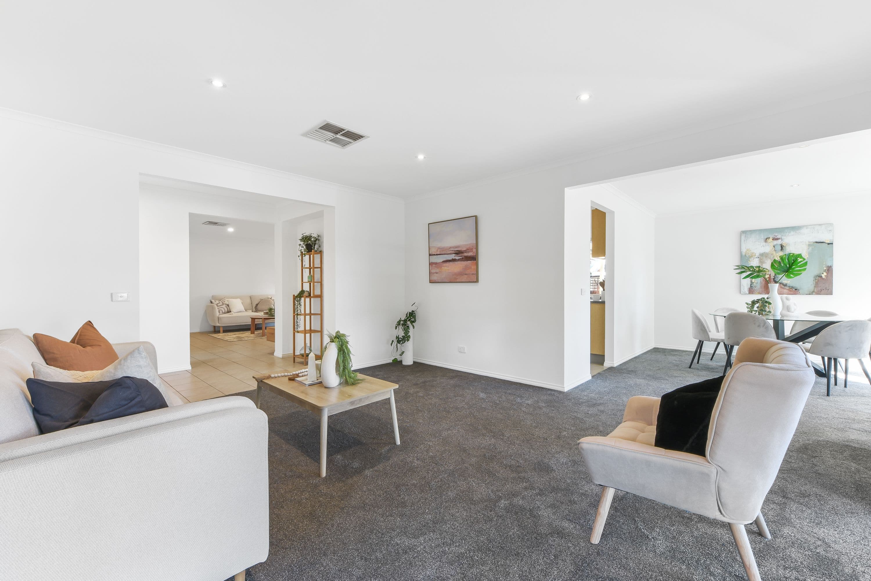 65 Central Parkway, Cranbourne West VIC 3977, Cranbourne West - Thumbnail 3
