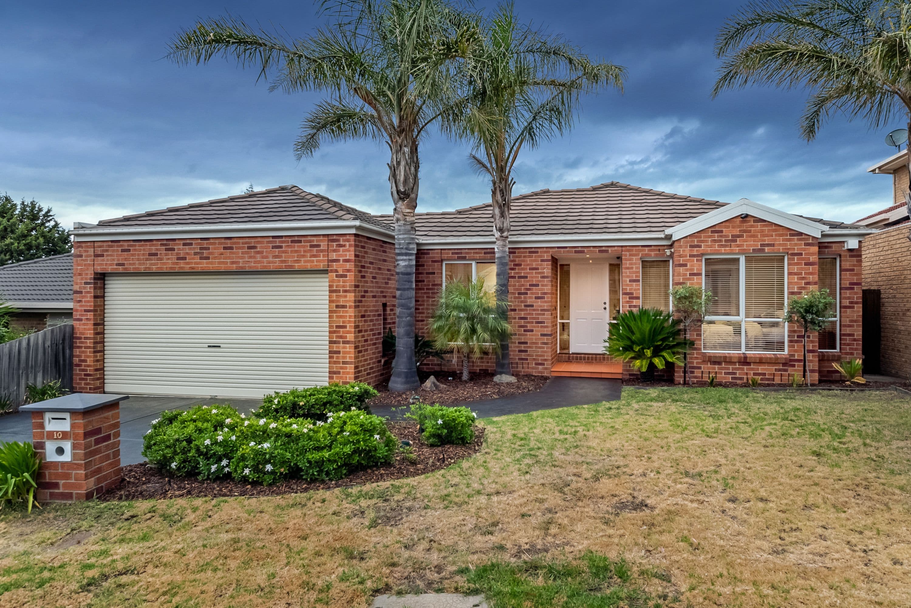 10 Saunders Court, Roxburgh Park VIC 3064, Roxburgh Park - Image 1