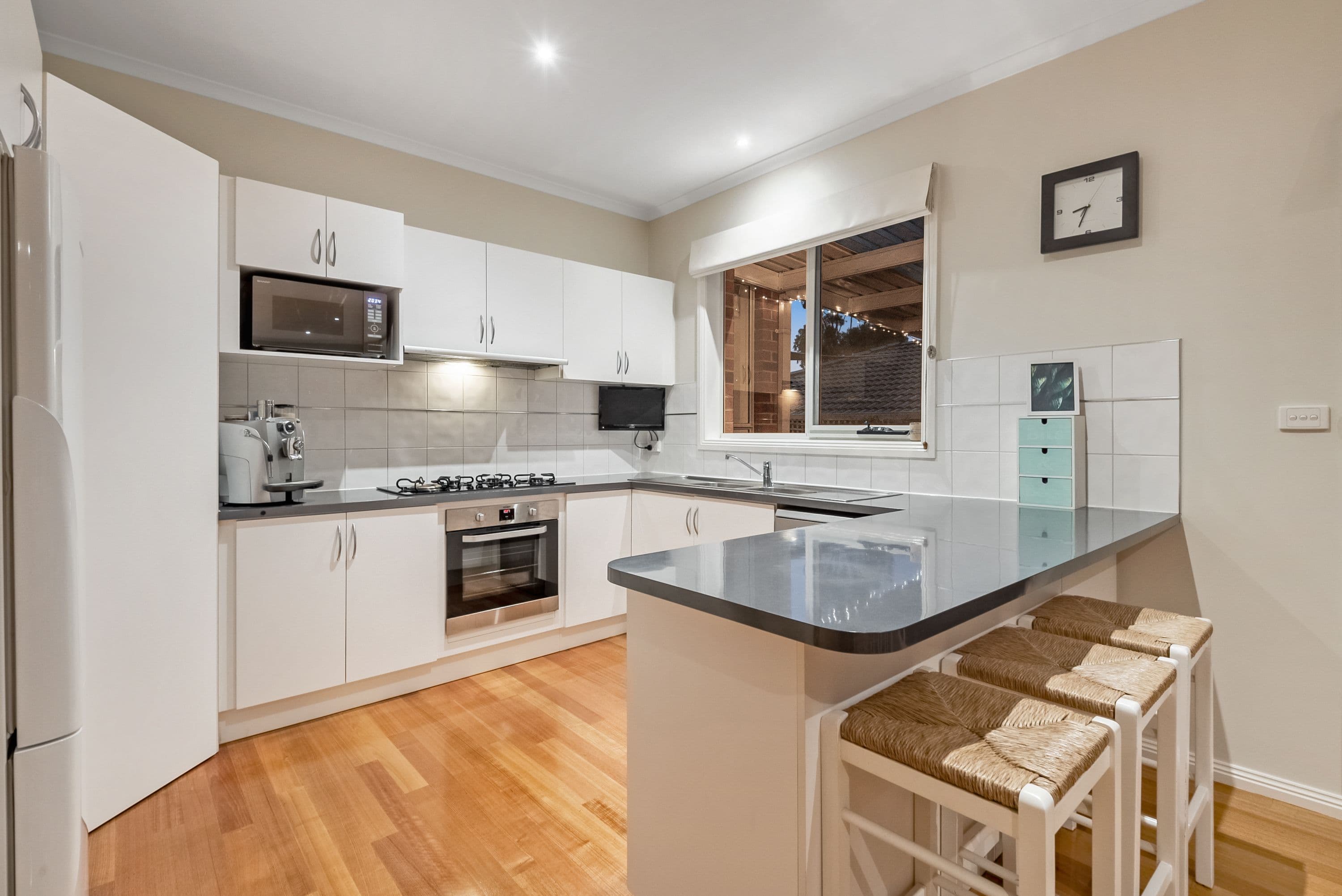10 Saunders Court, Roxburgh Park VIC 3064, Roxburgh Park - Thumbnail 5