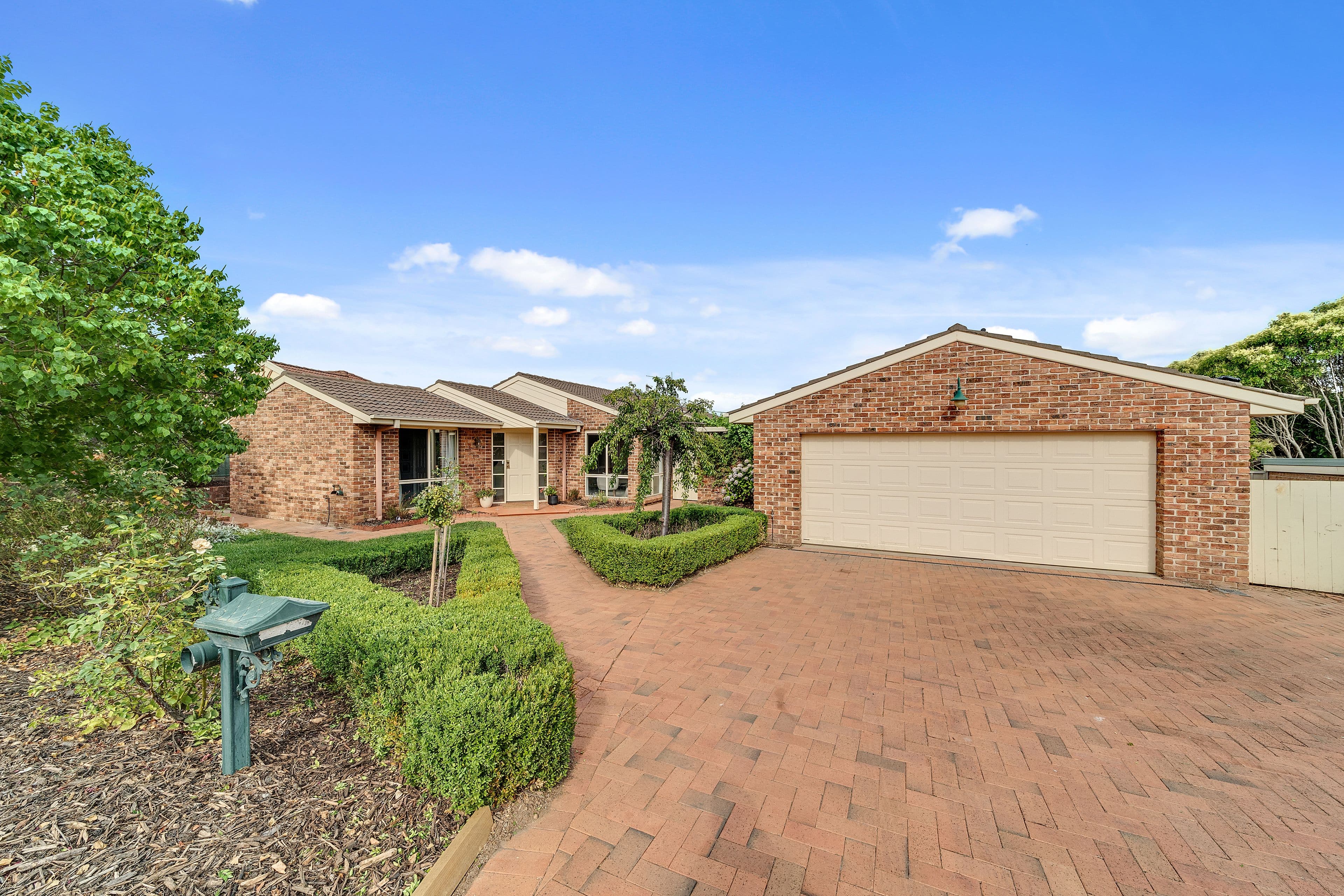 16 Punch Place, Monash ACT 2904, Monash - Image 1