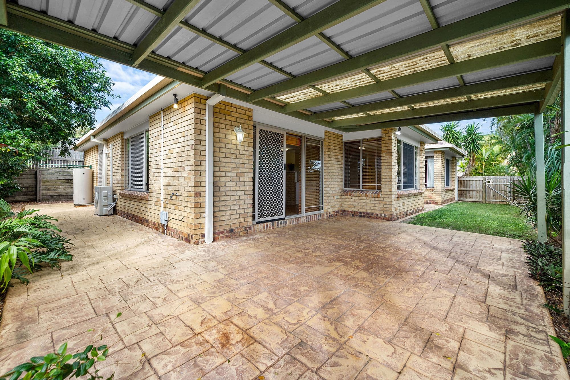 27 Marina Court, Eatons Hill QLD 4037, Eatons Hill - Thumbnail 2