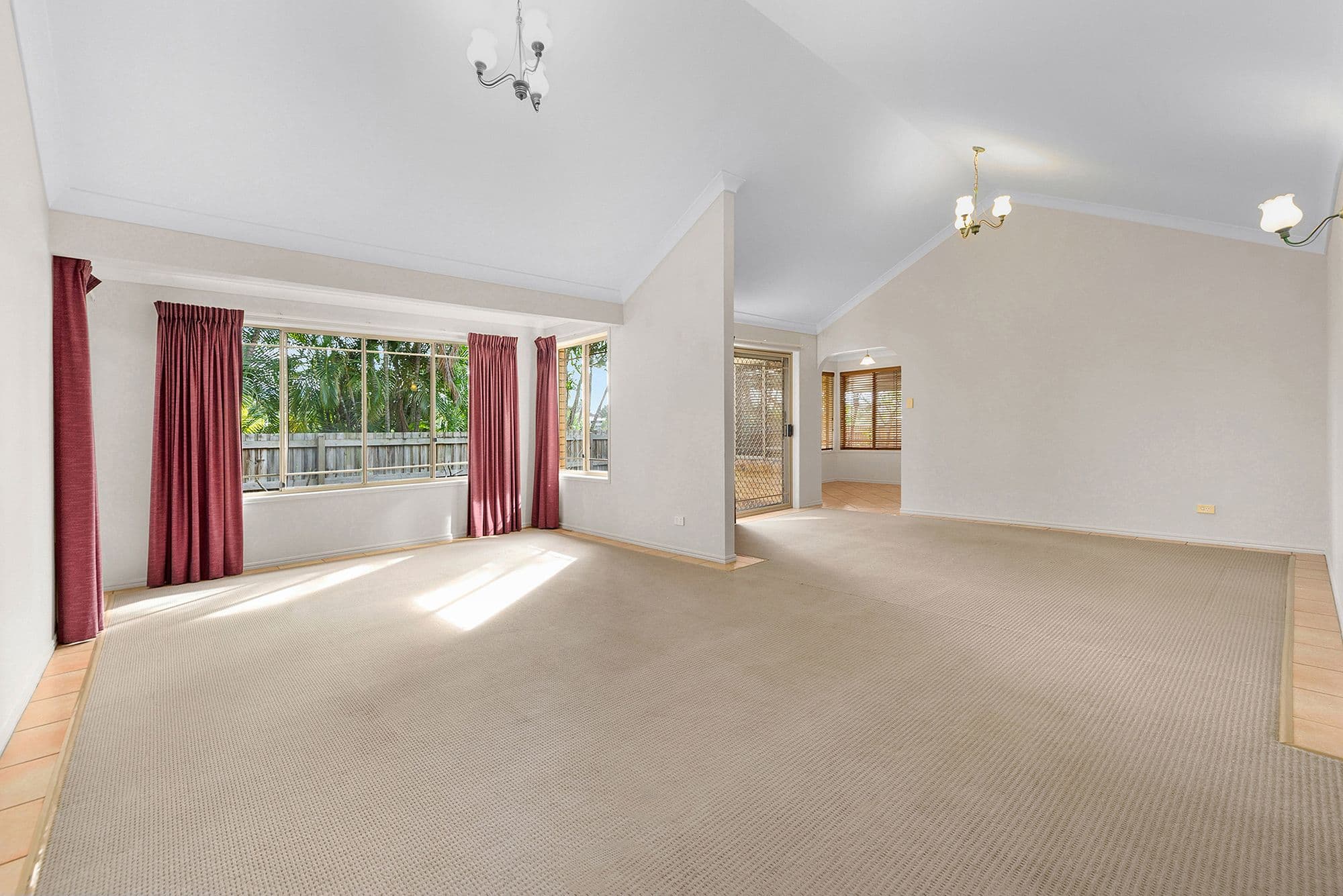 27 Marina Court, Eatons Hill QLD 4037, Eatons Hill - Thumbnail 4