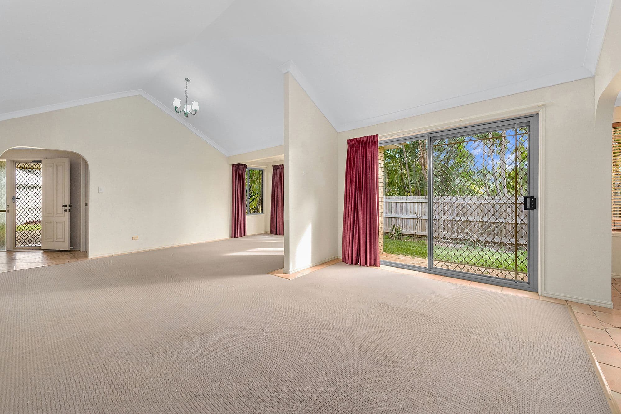 27 Marina Court, Eatons Hill QLD 4037, Eatons Hill - Thumbnail 5