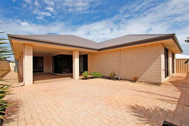 14 Tipperary Bend, CANNING VALE WA 6155, Canning Vale - Thumbnail 3