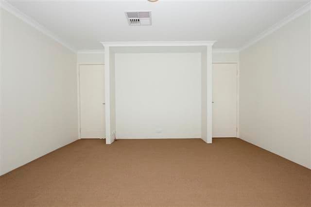 14 Tipperary Bend, CANNING VALE WA 6155, Canning Vale - Thumbnail 4