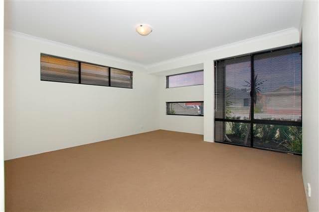 14 Tipperary Bend, CANNING VALE WA 6155, Canning Vale - Thumbnail 6
